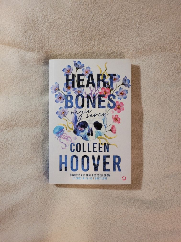 Heart bones Nagie serca Colleen Hoover
