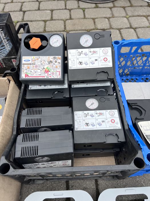 Автомобільний компресор,насос,підкачка коліс