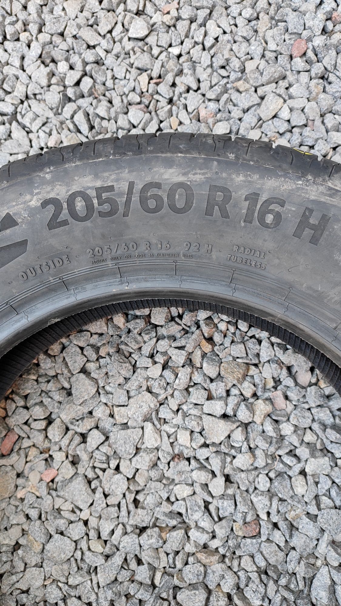 Шина Continental одна, літня 205/60 R16