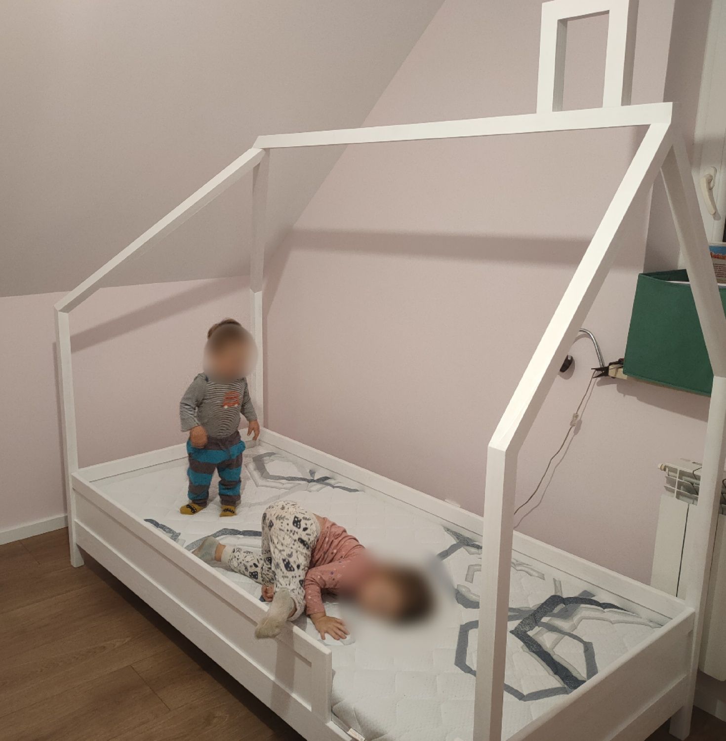 Nowe Łóżko, łóżeczko domek dla dziecka