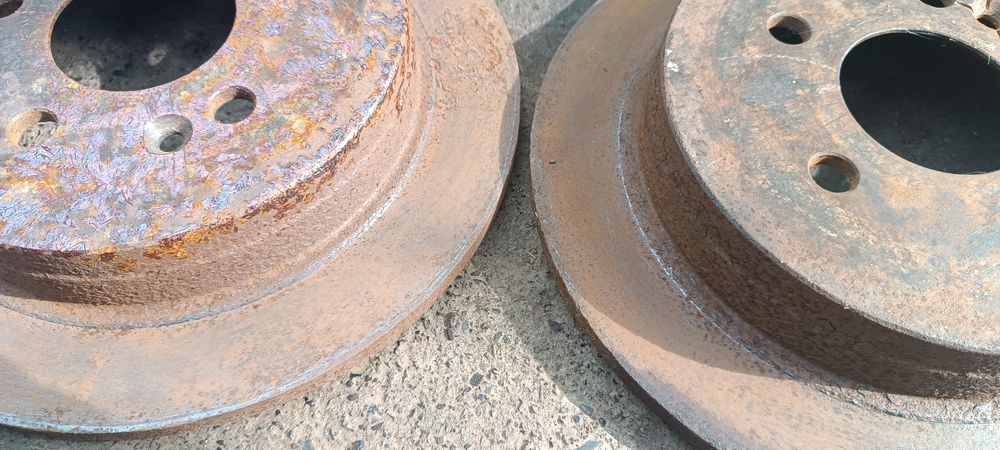 Продам задні тормозні диски Мерседес МЛ, W163