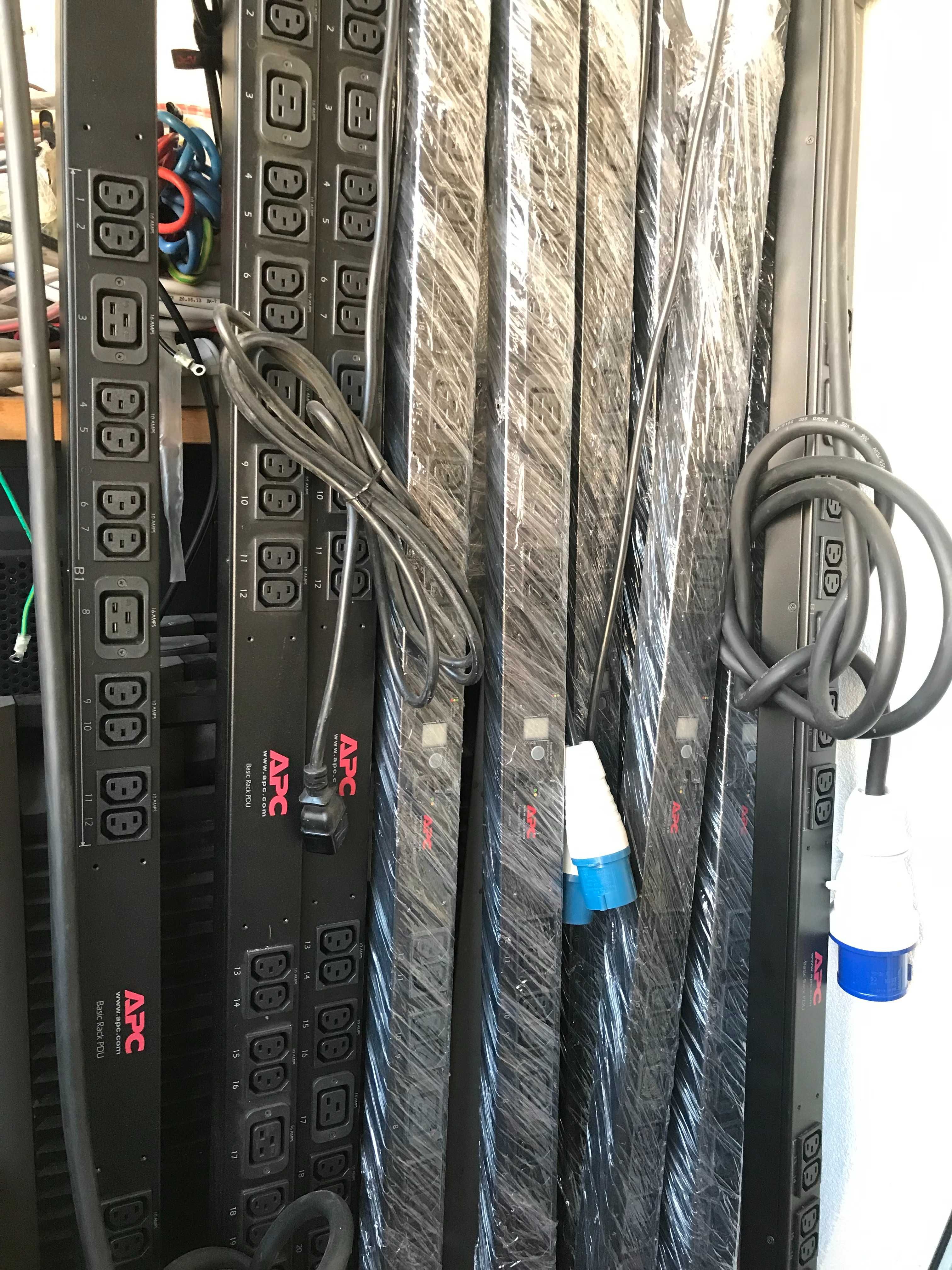 Блок силових розеток APC Rack PDU AP8853 AP8653 AP8881 AP8886