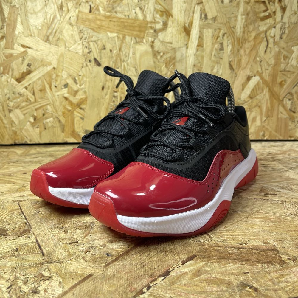 Кросівки Air Jordan 11 Cmft Low Casual Shoes Black/Red Dv2629-006