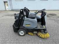 Zamiatarka Karcher KM 125/130 R