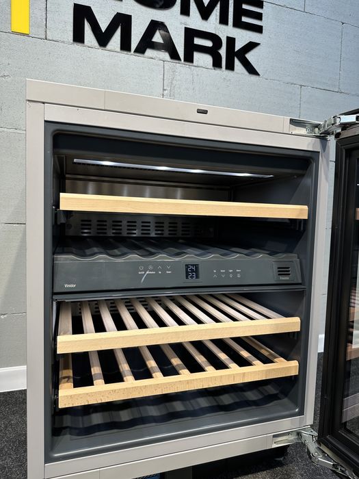 Вбудована винна шафа UWTgb 1682 Liebherr, винний холод