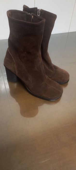 Botins camurça castanhos da "Zara"