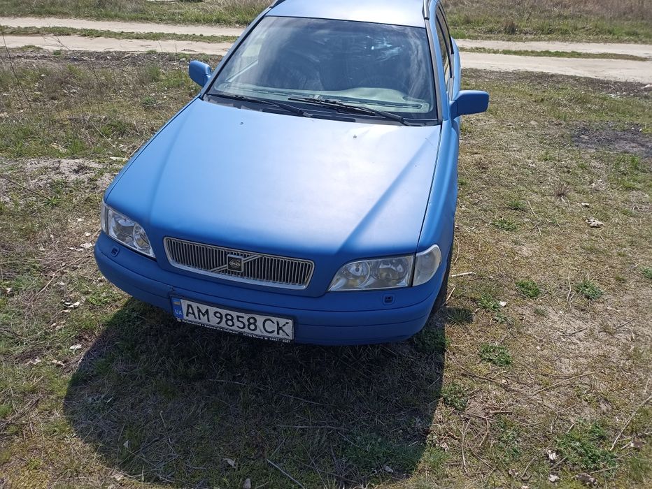 Volvo V40 2.0 газ/бензин