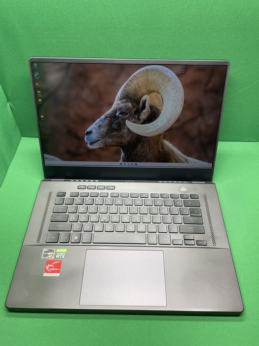 Asus ROG Zephyrus G15 R9 5900HS/ Rtx 3070 8 gb/16 gb/ 1 tb ssd/144