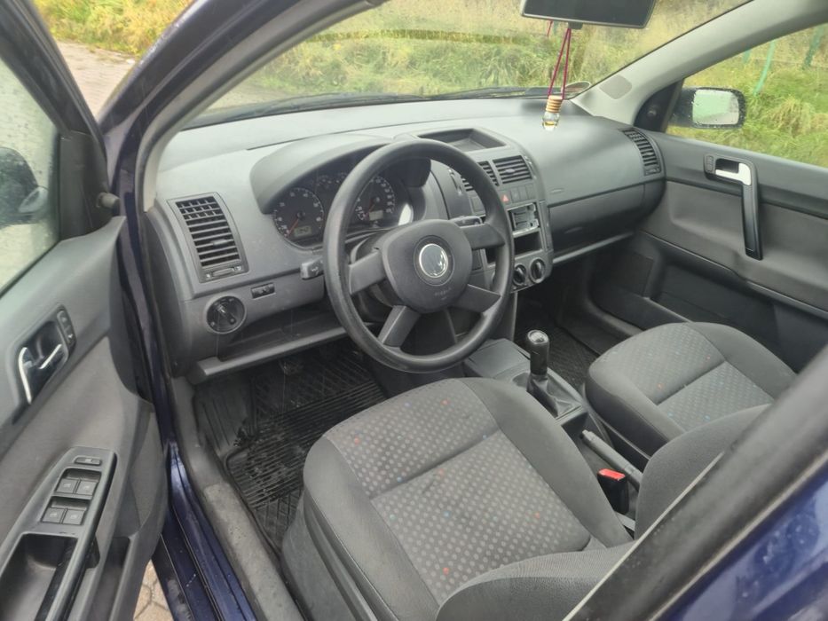 Ładny  VW polo super stan Niski przebieg  klimatyzacja