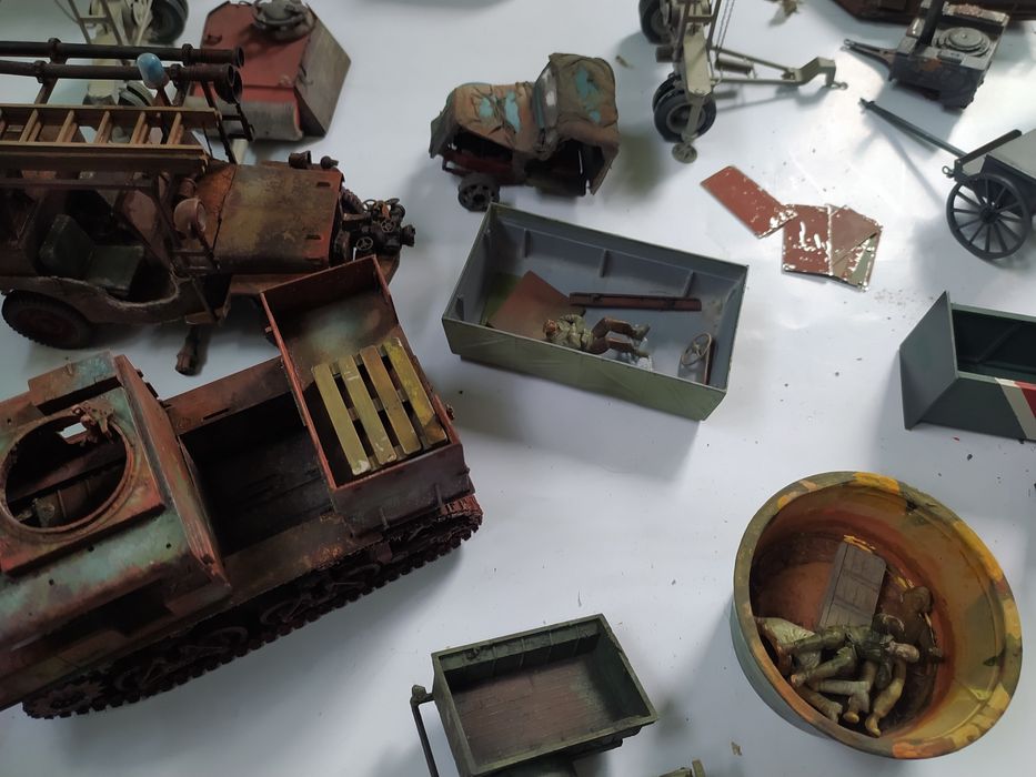 Italeri tamiya Hasegawa trumpeter miniart  revell