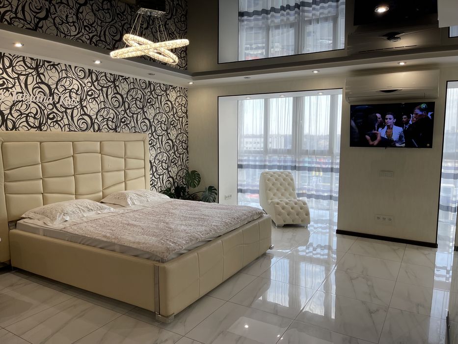 Подобова оренда квартири VIP с панорамным видом 95 квартал. Центр