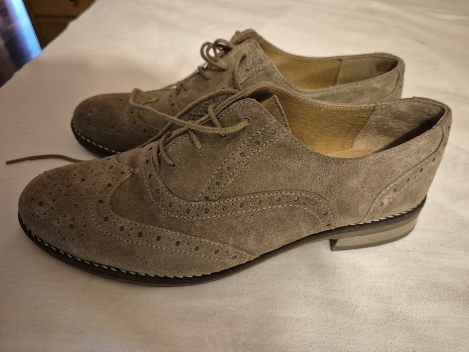 Sapatos calçado de Guimarães
