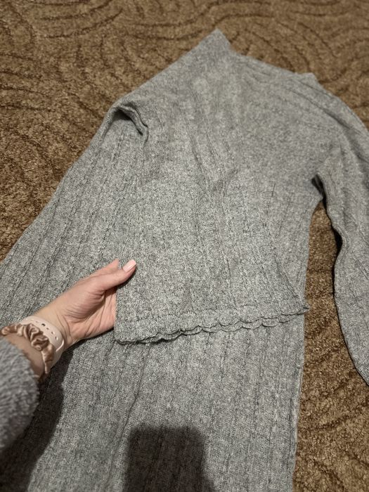 Женское платье, вязаное, легкое