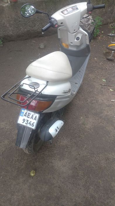 Ямаха некс зон.  Заводиться, їде. Поршньова хороша.. Резина, ходова в