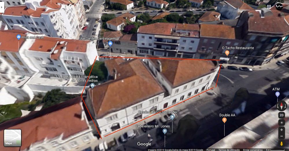 PRÉDIO em Torres Vedras / BUILDING in Torres Vedras