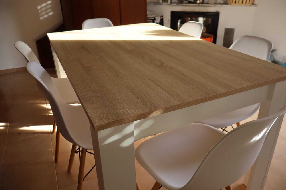 Conjunto Mesa e cadeiras