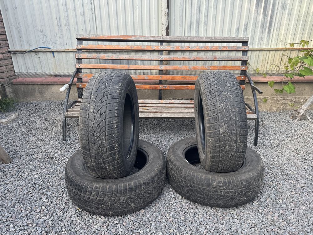 Dunlop 235/65 R17