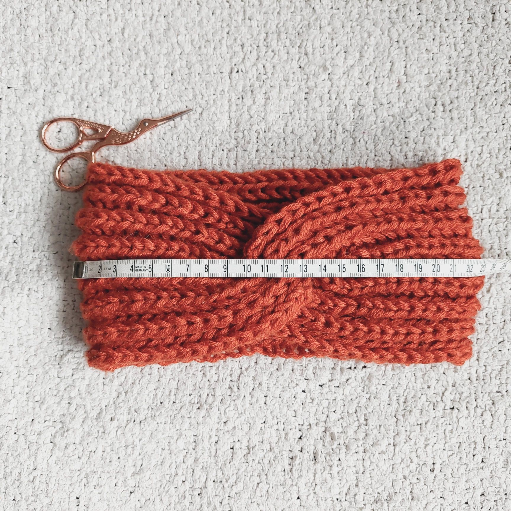 Opaska ręcznie robiona na drutach handmade rękodzieło rudy