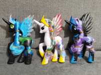 Księżniczka Luna i Celestia i Królowa Podmieńców Nightmare Moon, nowe