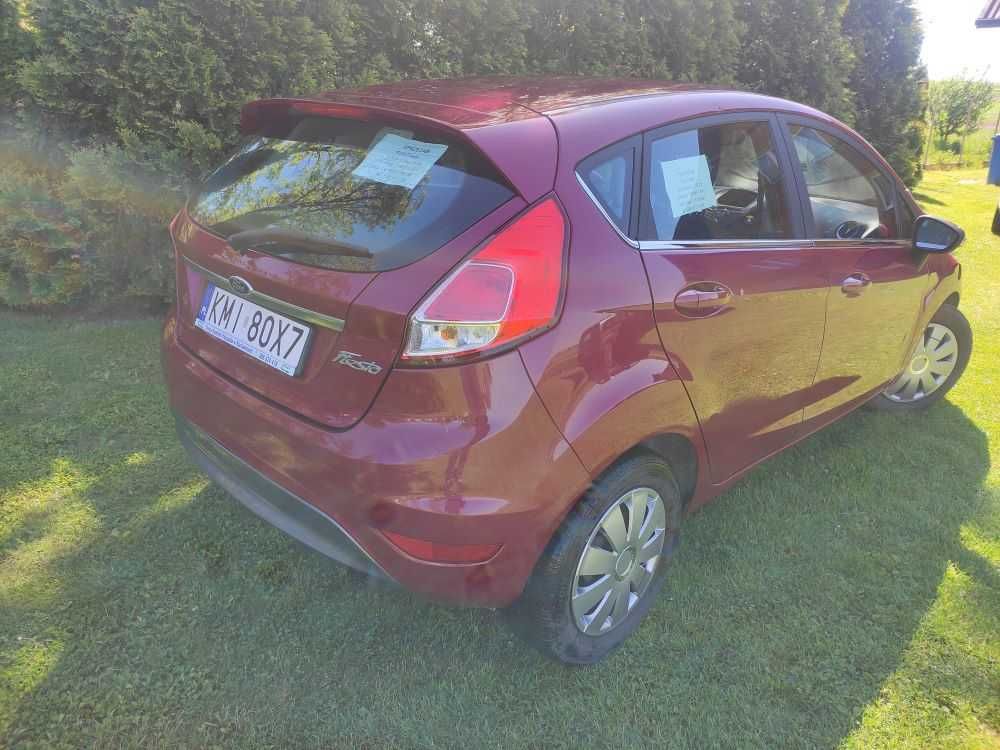 Ford Fiesta 5 drzwiowy  1.6tdci 95KM