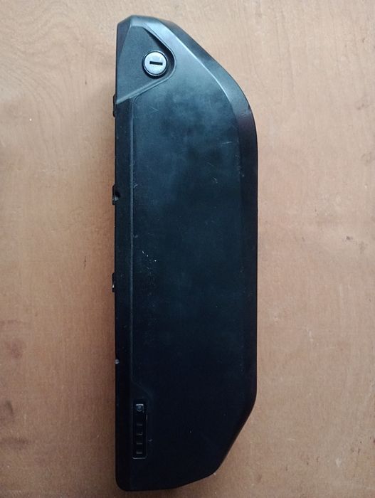 Моторколесо і акумулятор