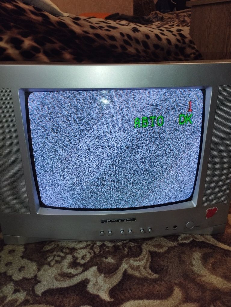 Продам малогабаритный цветной телевизор Ситроникс