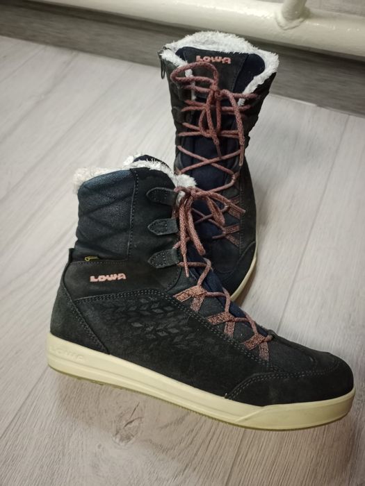 Ботинки зимові Lowa