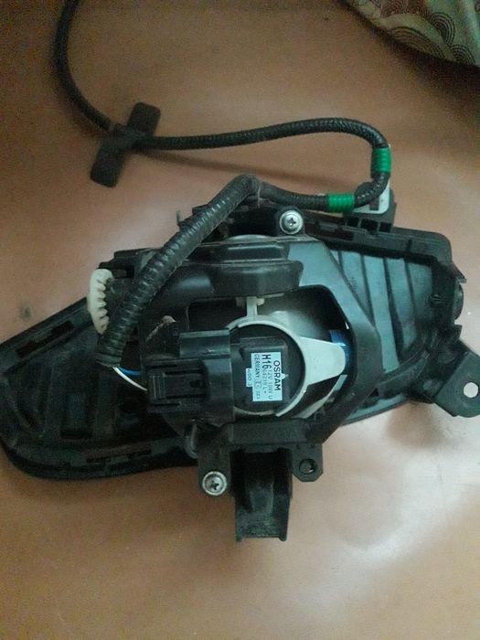 Протитуманні фари + накладка. Toyota rav 4 2019-2022р.