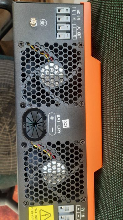 гiбридний iнвертор 3.2 квт