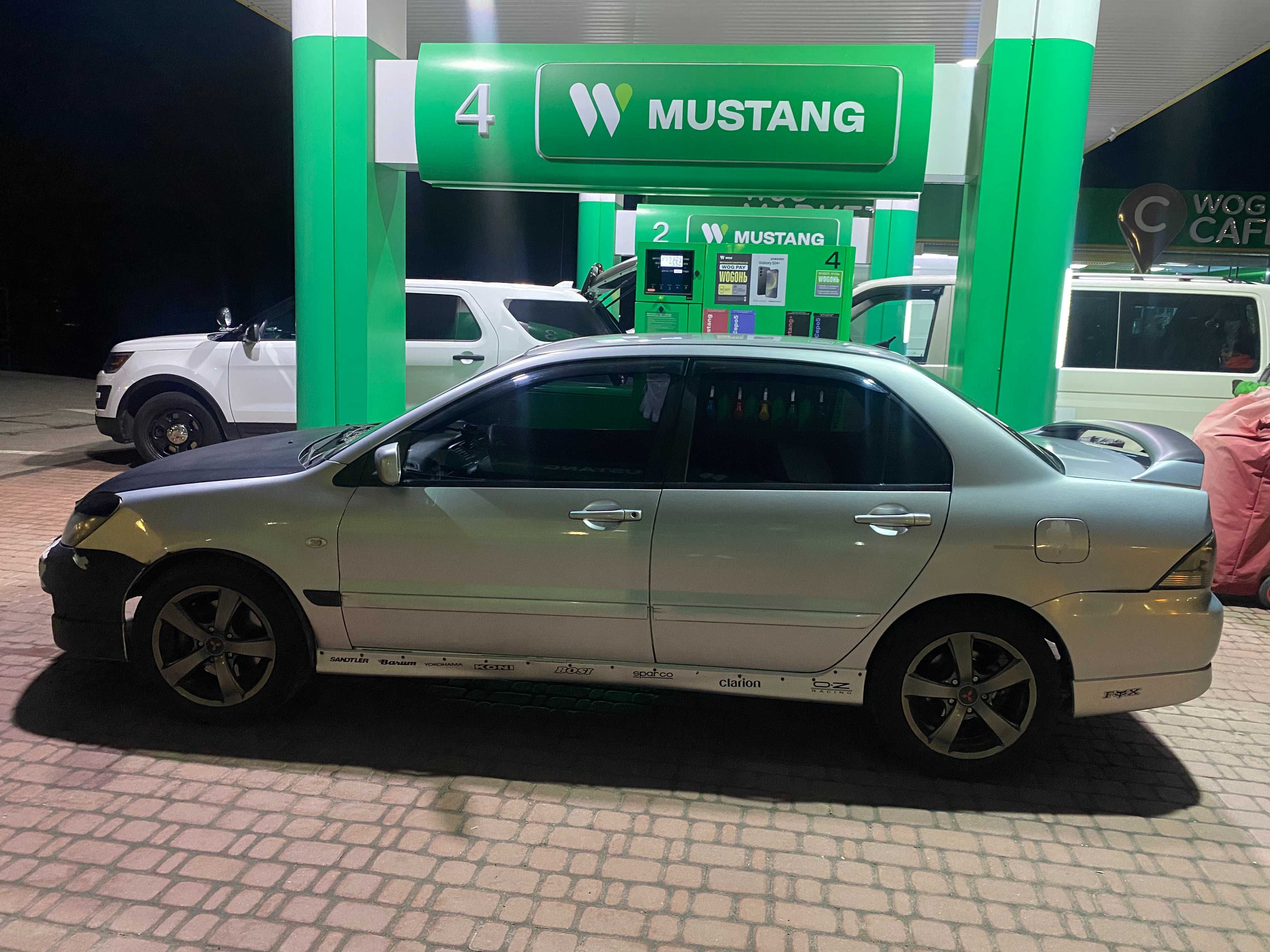 Mitsubishi Lancer IX 2006 2.0i MT (135 к.с.)