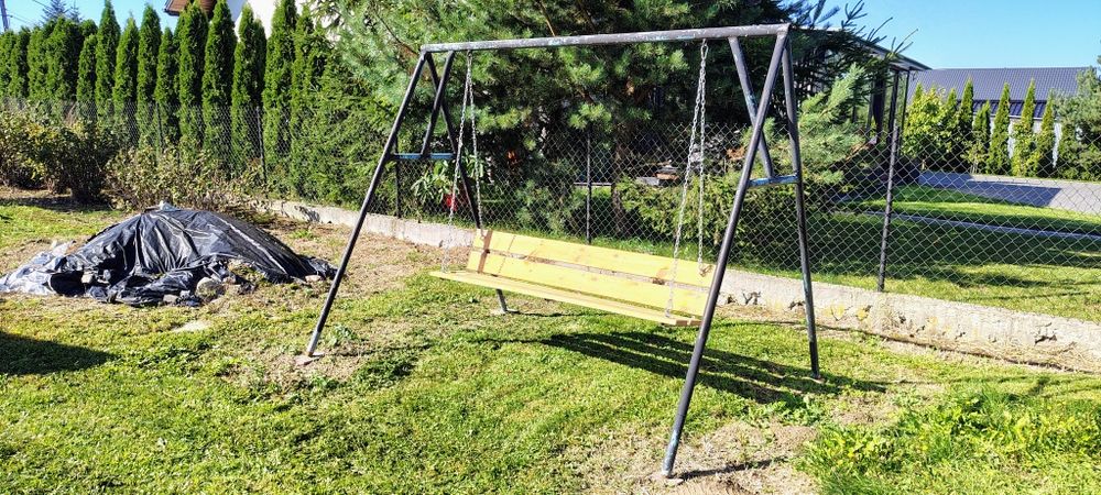 Huśtawka ogrodowa na działkę domek plac zabaw solidna konstrukcja