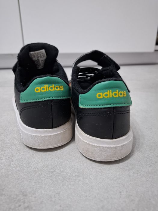Buty sportowe adidas rozmiar 33