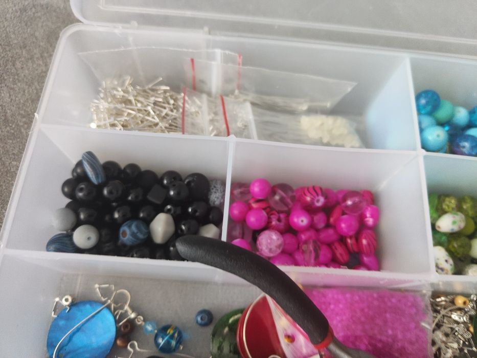 Kreatywny zestaw do tworzenia kolczyków (Big Box)