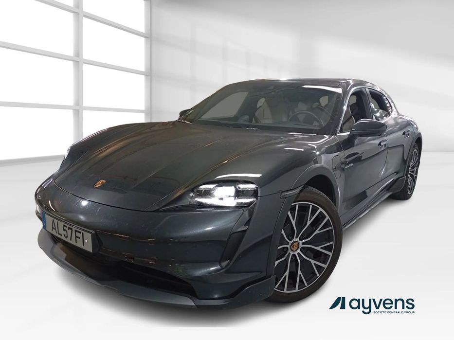 Porsche Taycan Cross Turismo 4S