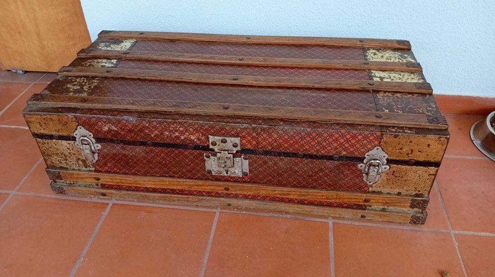 Malâo Vintage e latao e Madeira