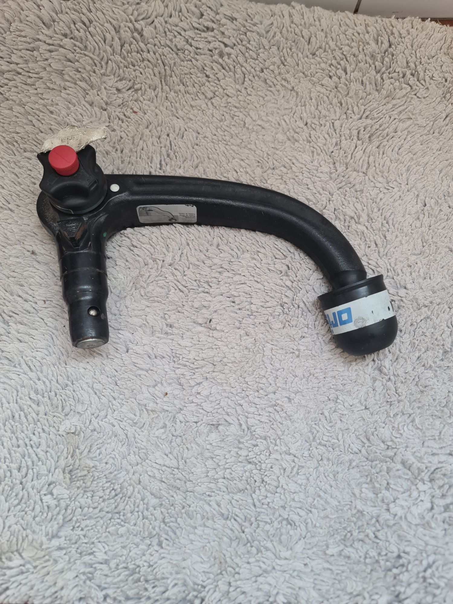 Bola de reboque original bmw 520d ano 2010ano 2010 nunca usado.