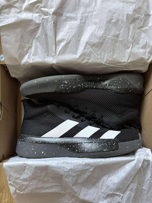 Adidas Buty do koszykówki Pro Next 2019 EF9845 Czarny