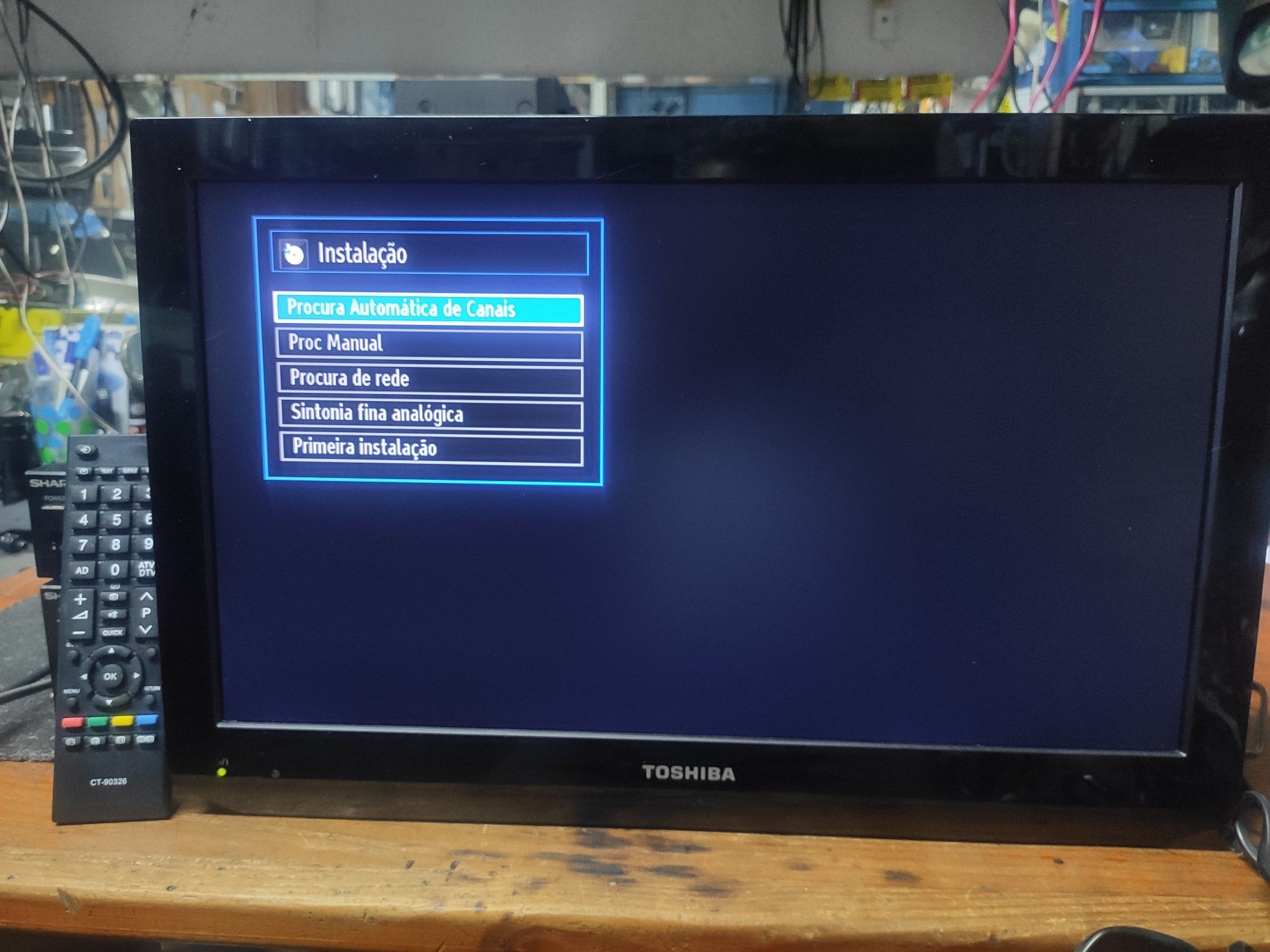 LCD Toshiba 19 polegadas