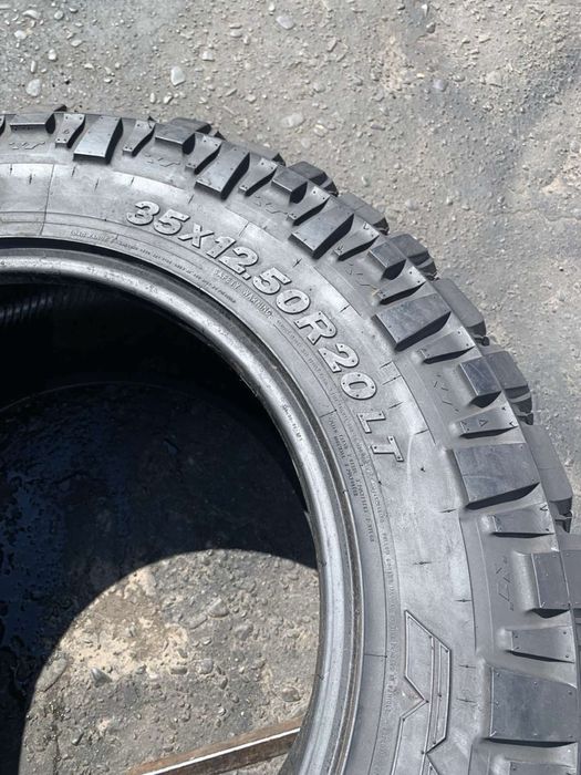Шини 35*12.50 R20LT еквівалент розміру 315/60 r20 пара Nitto 21p 11мм