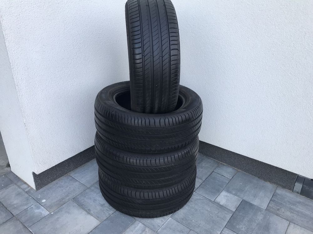 Opony letnie MICHELIN 235/55/17 stan BDB