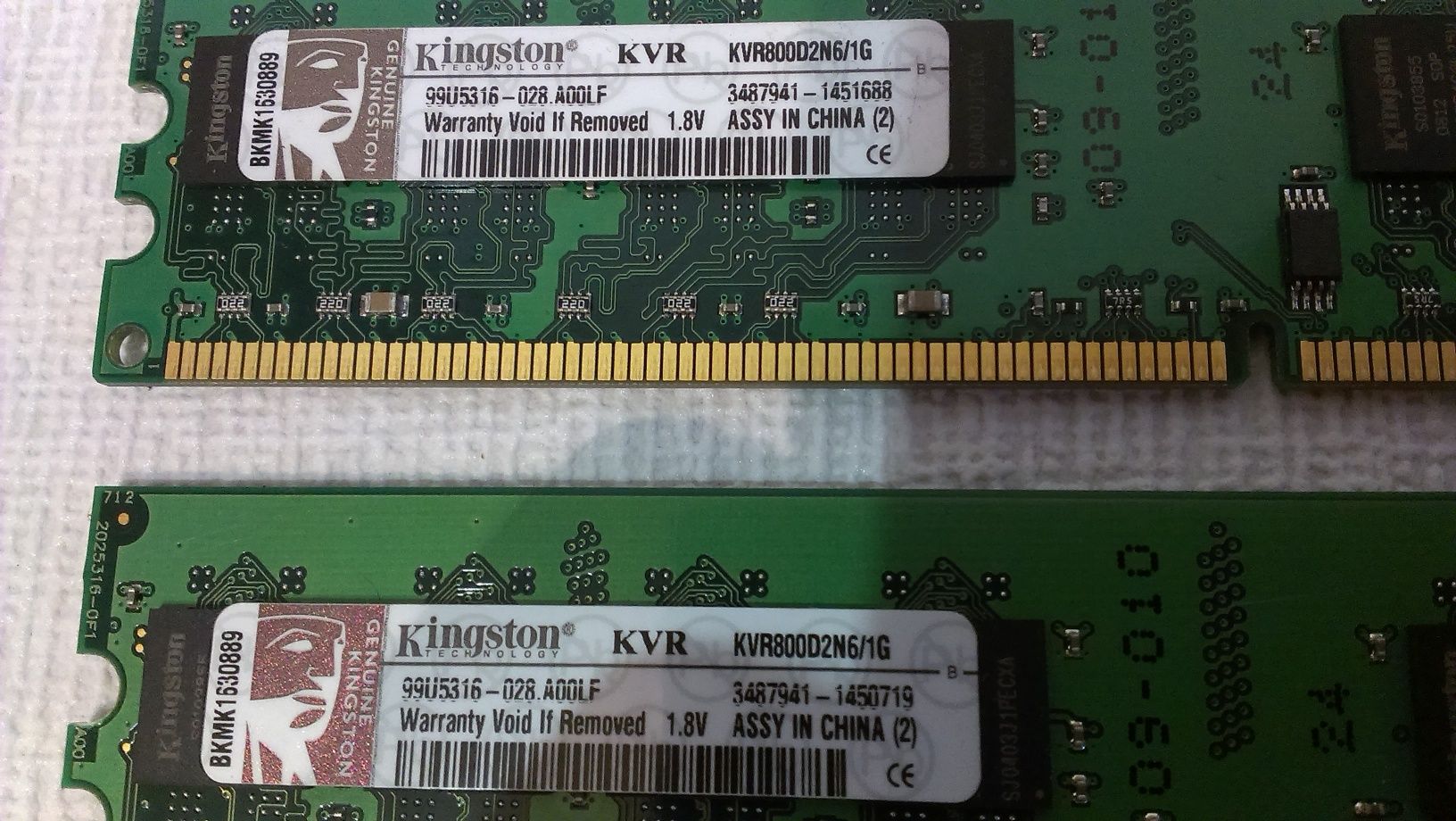 Оперативная память 2 шт, ОЗУ, Kingston DDR2 на 1Гб kvr800d2n6/1G