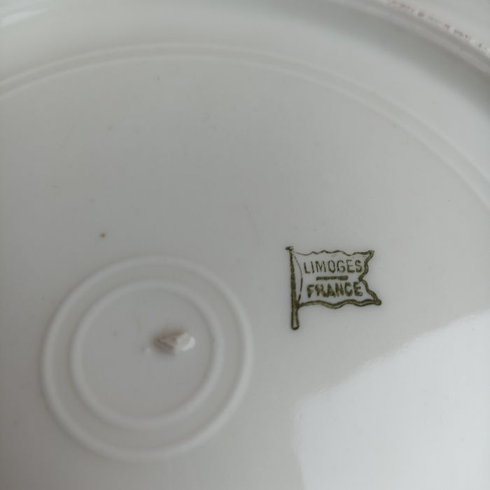 Prato antigo Limoges século XIX retrato busto masculino real