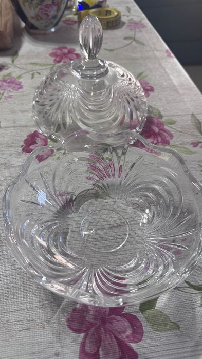 Linda bomboniere de cristal