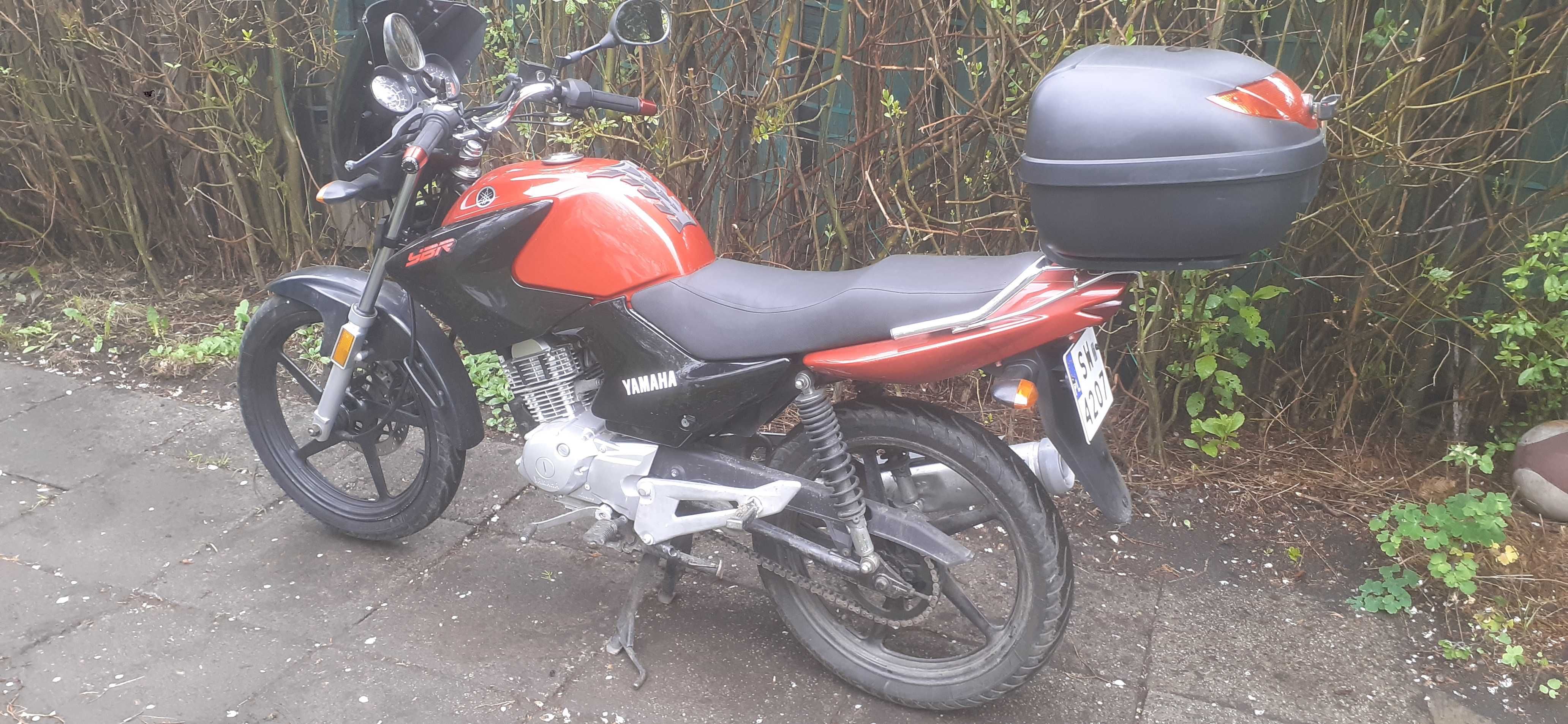 Yamaha ybr125cm motocykl