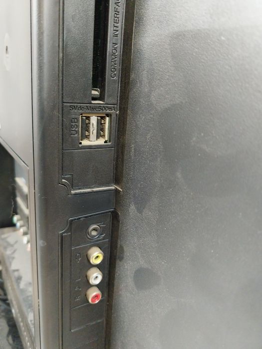 Telewizor Akai AKFL2671H