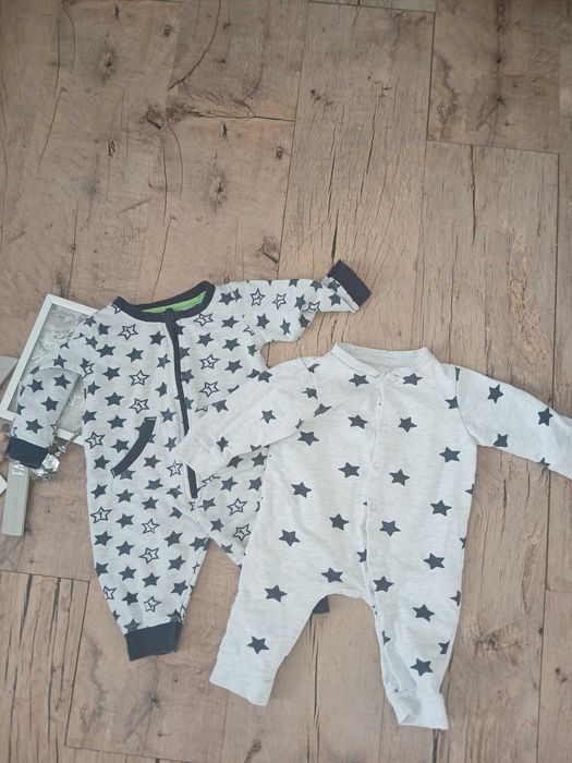 2x Dresowy rampers Fox &Bunny 3-6m gwiazdki