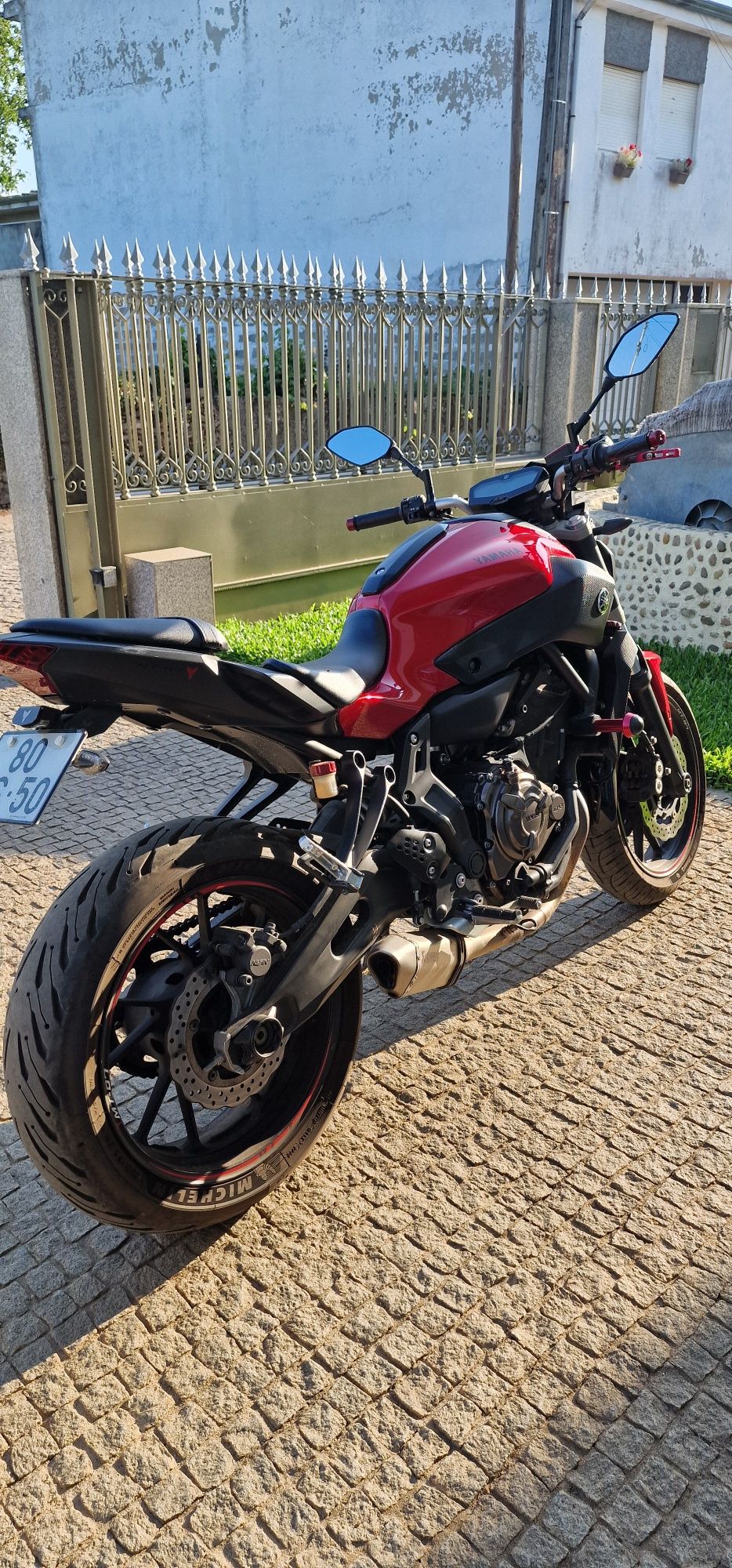 Yamaha MT 07 - como Nova