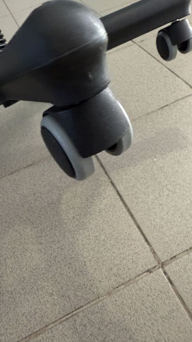 Стілець  офісний