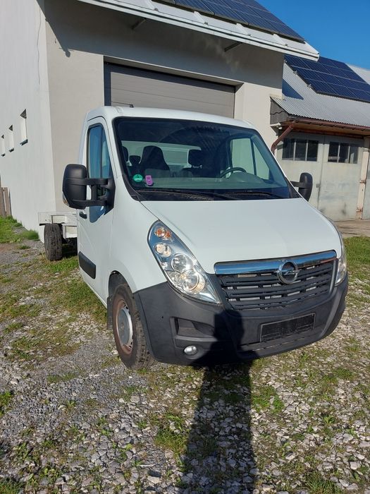 Opel movano,master rama tył napęd