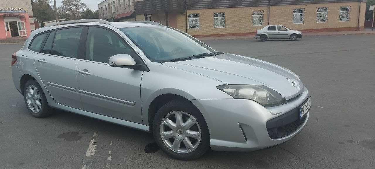 Renault Laguna III 2010р. 2.0 16v